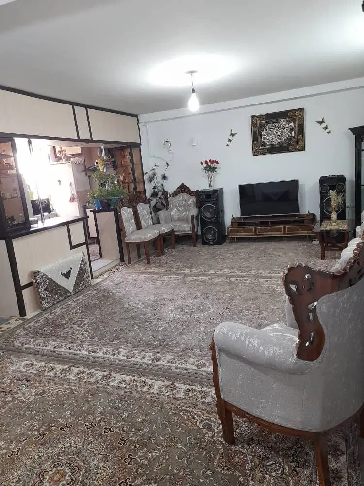 آپارتمان ۸۵ متری ۲ خوابه در حصارک