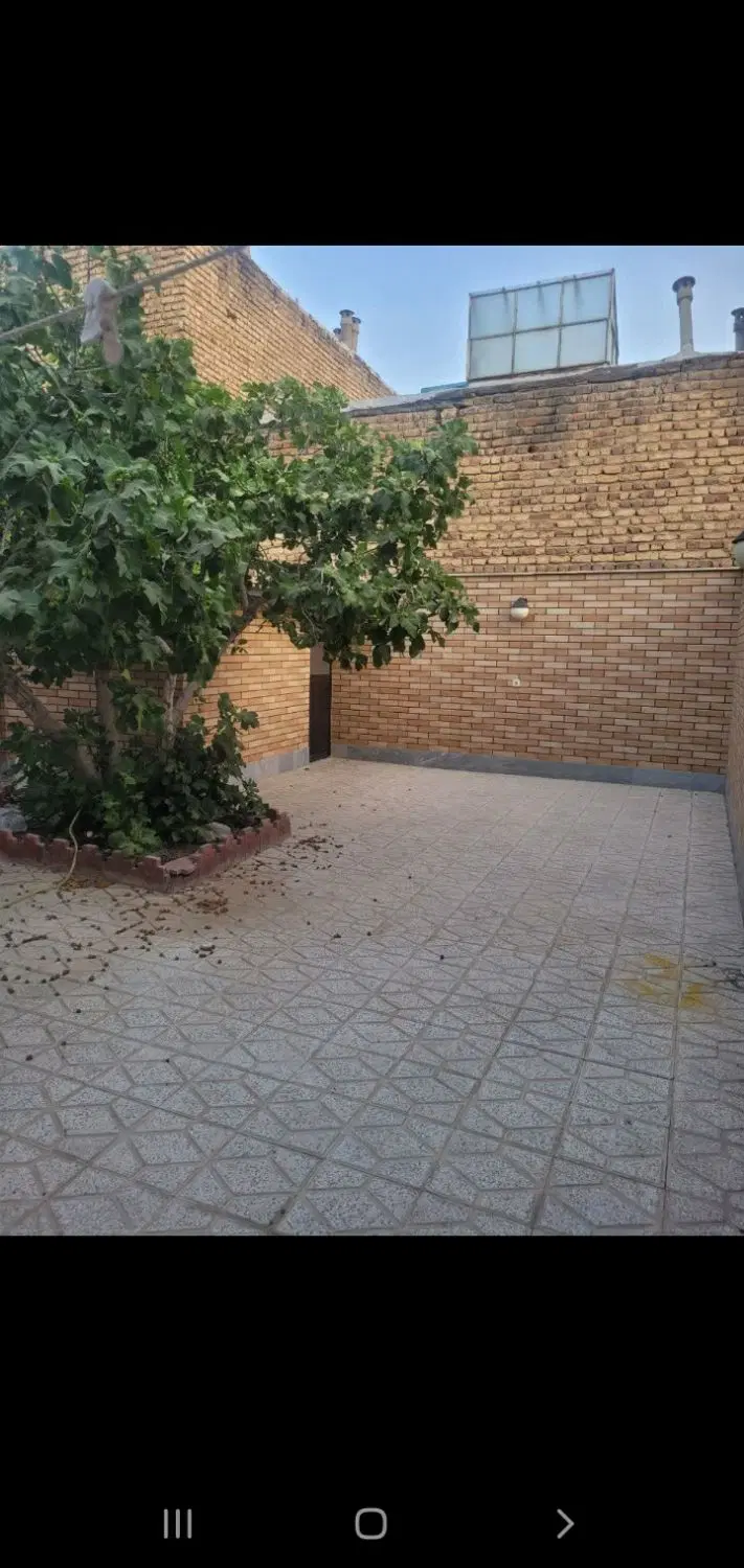 امین قدیم ۵۶ متر ۱ خوابه _ شهرک امین
