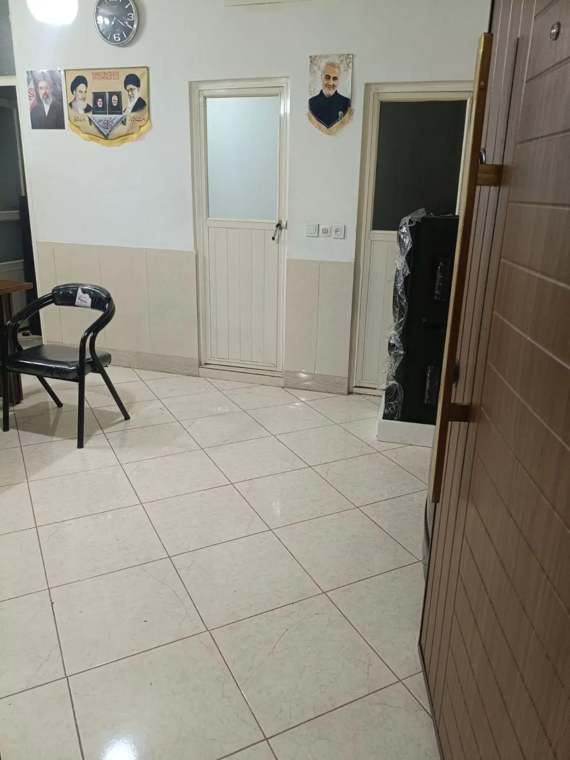 اجاره دفتر کار .مطب .انبار .90متری در سیدی