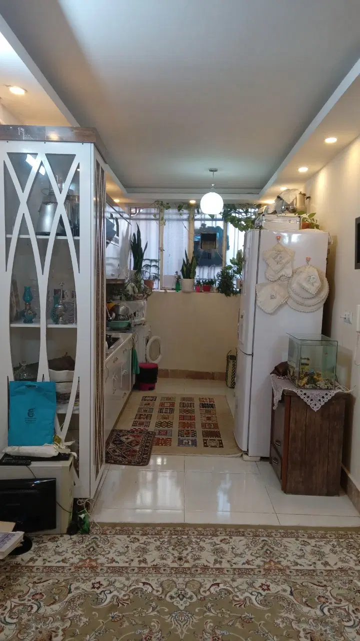 اپارتمان 60متری، 330رهن،  1تومن اجاره