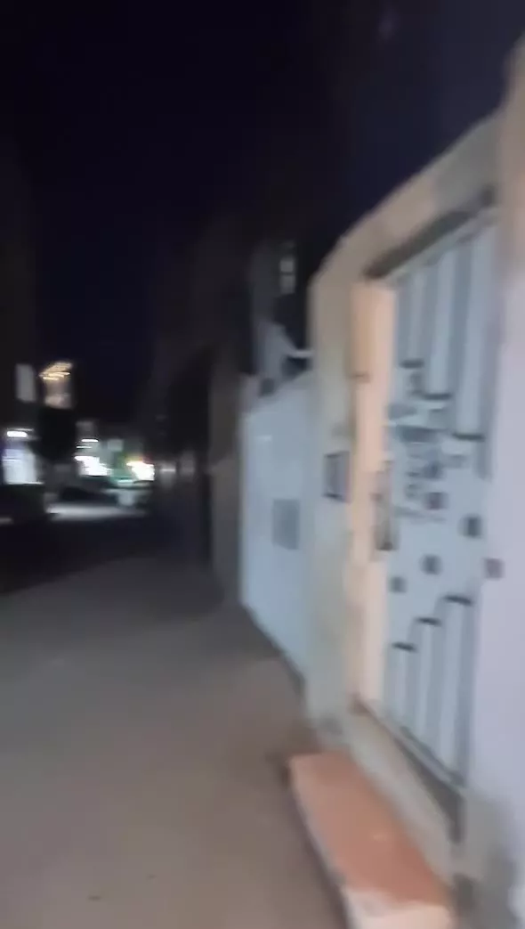 مغازه فروشی