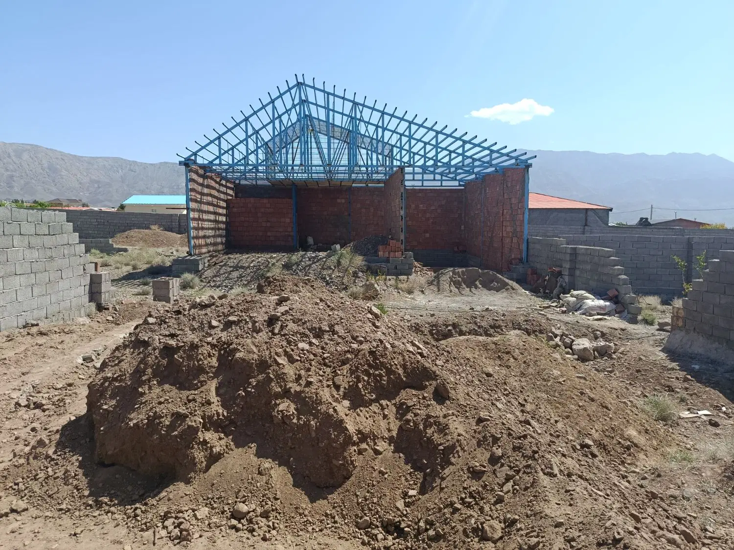 کوهپایه نیمه ساز