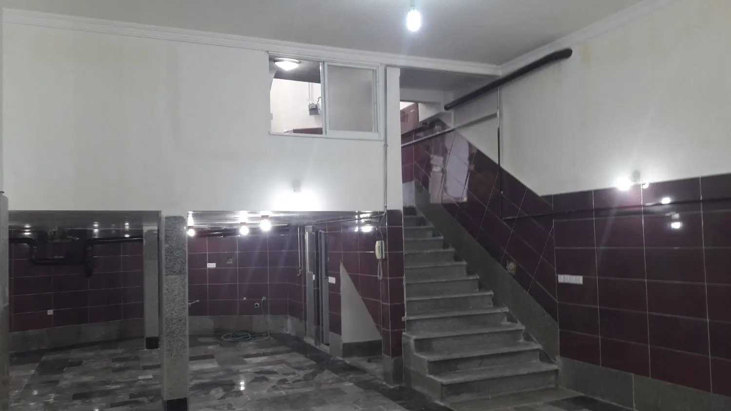 زیرزمین تجاری لوکس برخیابان فرهنگ