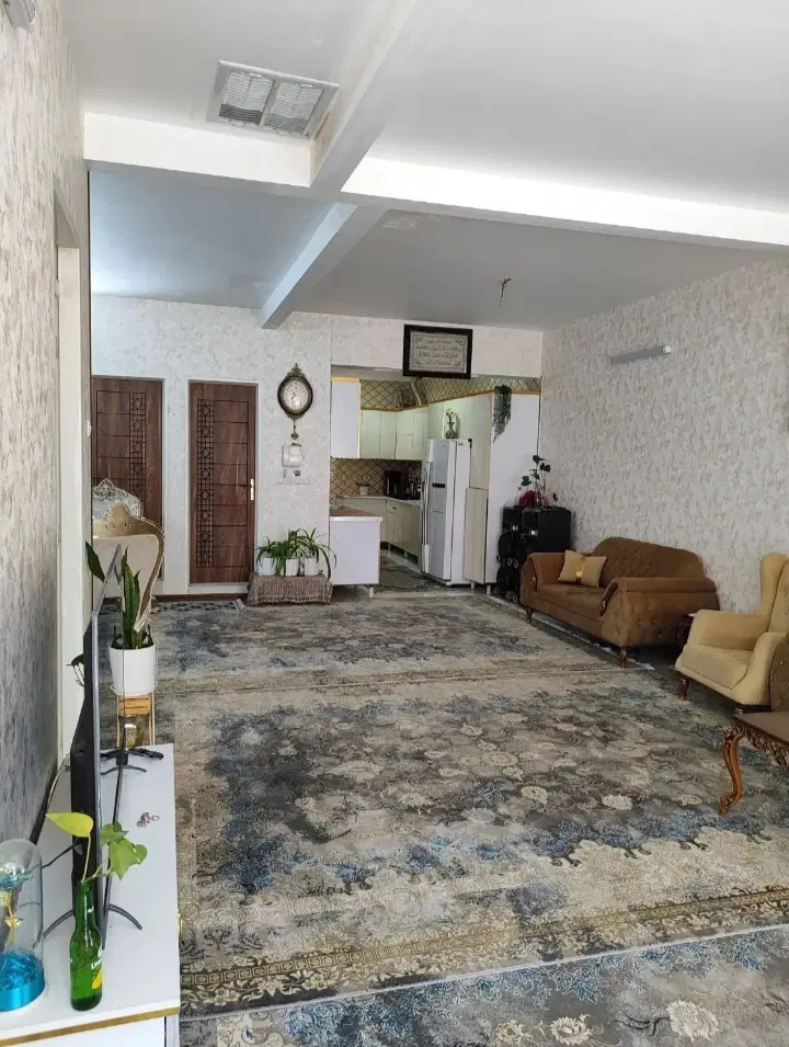 خانه همکف فروشی یا معاوضه
