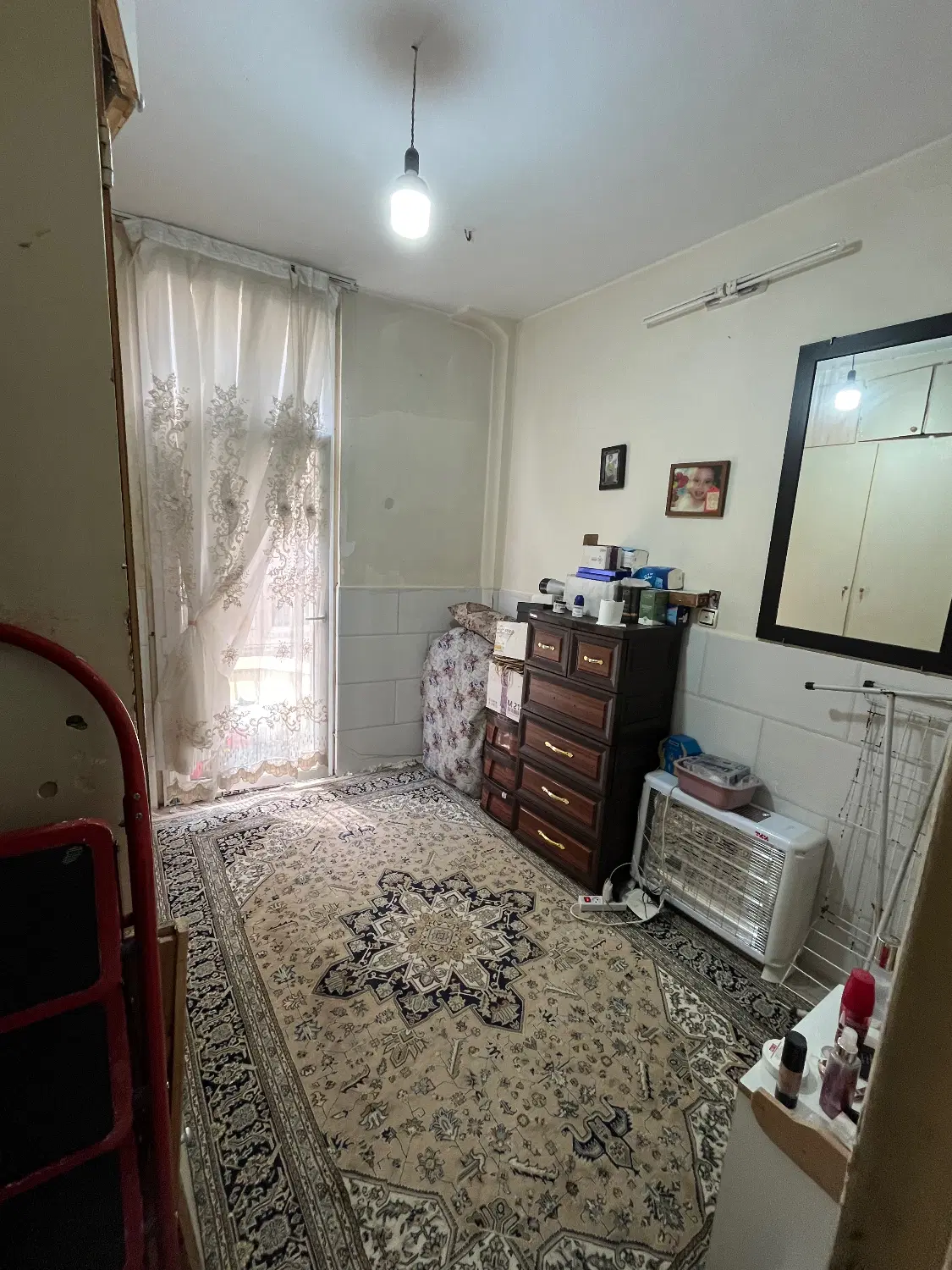 ۴۳متر با پارکینگ (عجب گل )