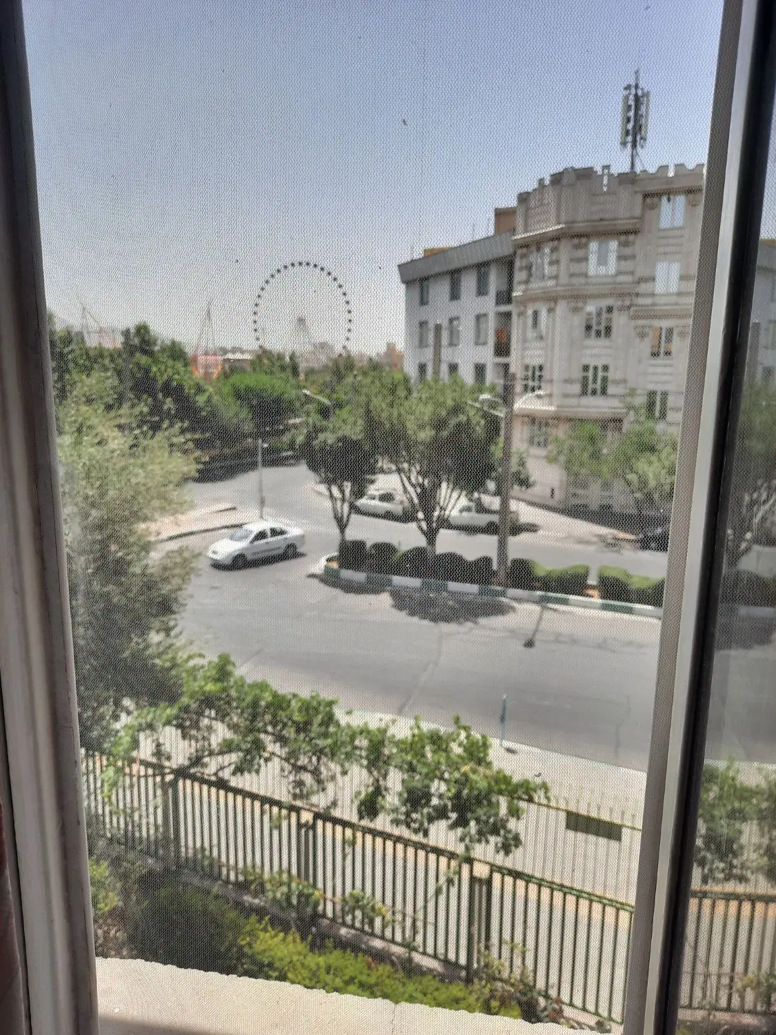 آپارتمان ۹۰ متر تاکسیرانی