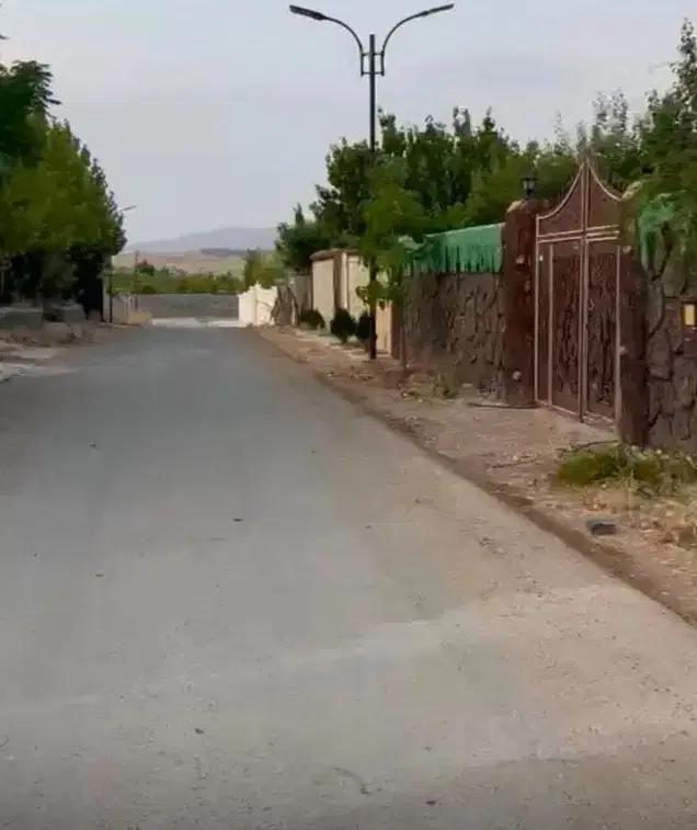 باغ ۱۰۰۰ متری در خان زنیان