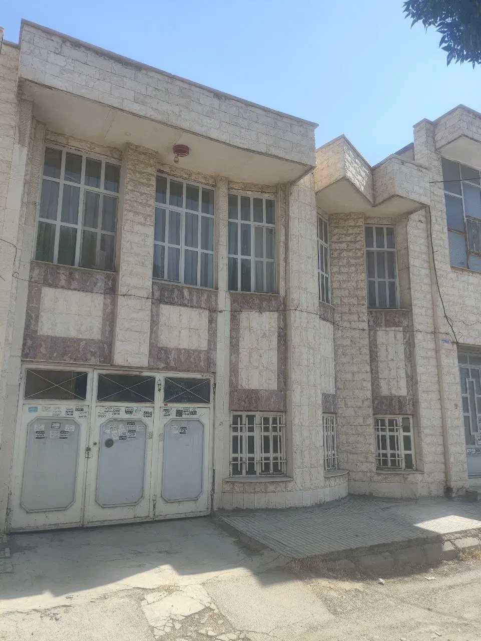 فروش ویلایی شهرک معلم