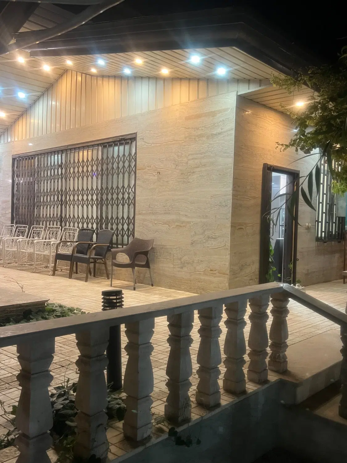 باغ فروشی