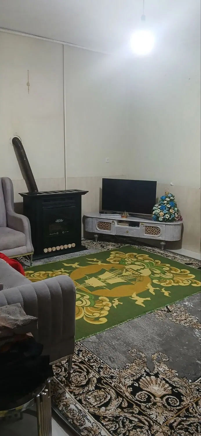 65متر طبقه دوم در مهر مادر 7