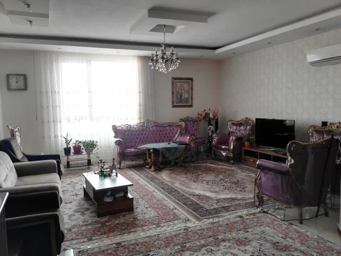آپارتمان ۹۵ متری شیک