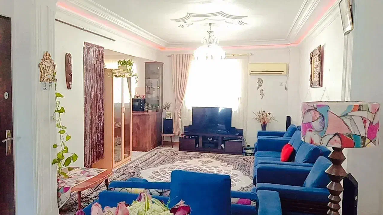 خانه ۸۴ متری نورگیر و خوش منظره