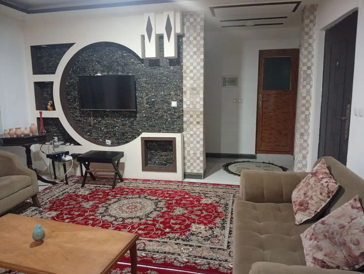 ویلاجهت اجاره روزانه فول امکانات
