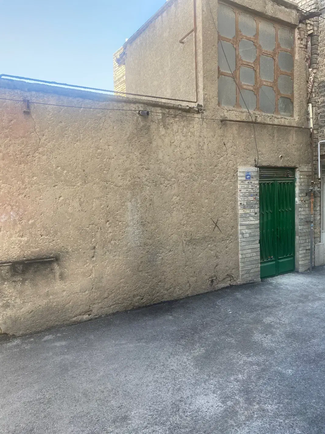 خانه دربست قدیمی اجاره ای