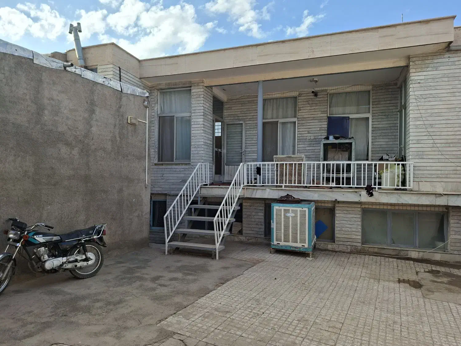 منزل مسکونی