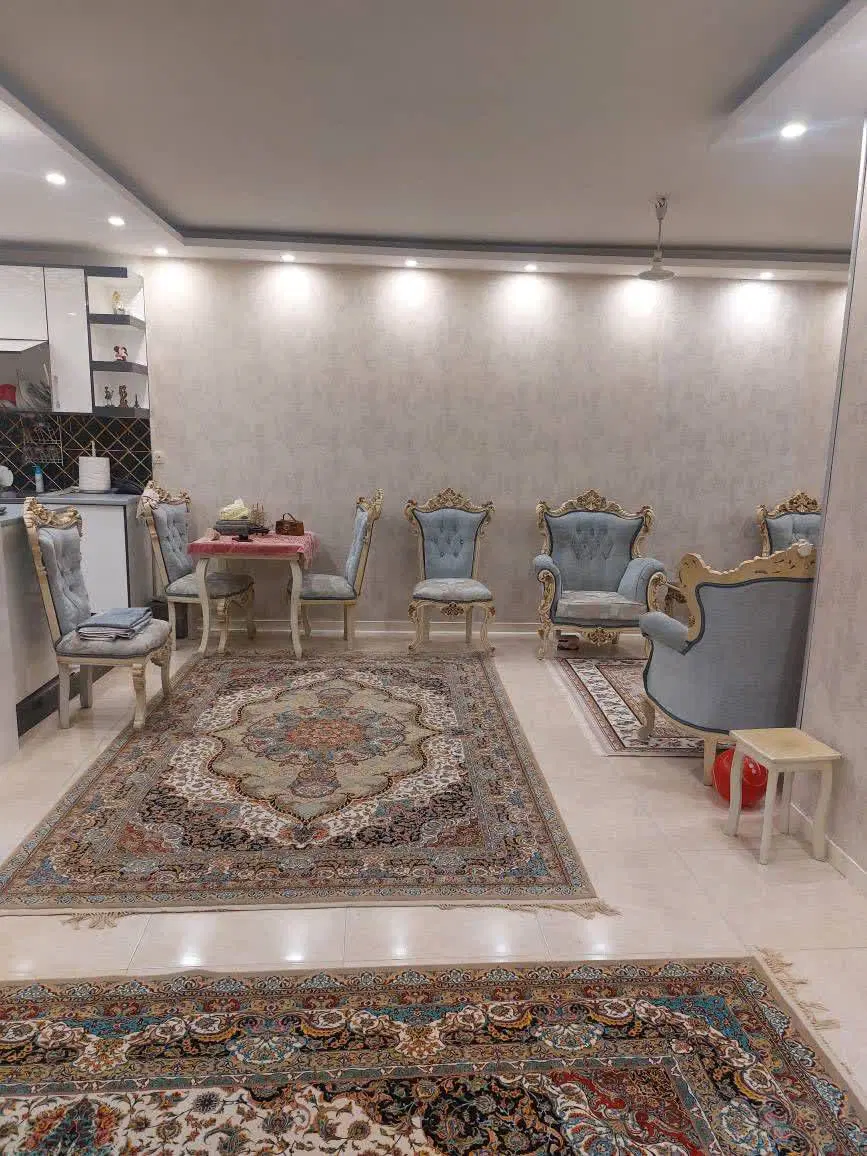 86 متر فروشی