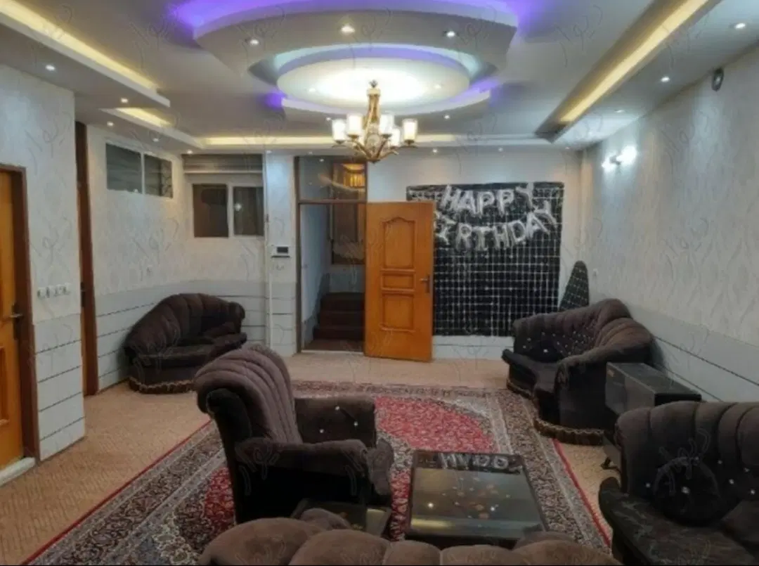 فروش خانه دوطبقه مرکز شهر مبارکه