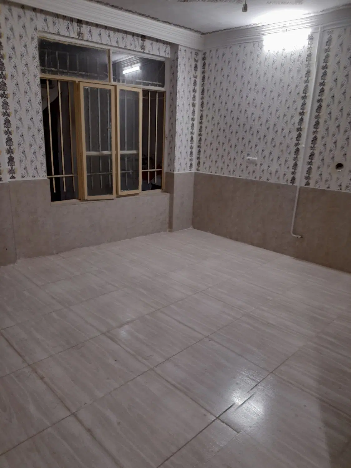 خانه فروشی حدود ۶۵ متری دو طبقه ونیم