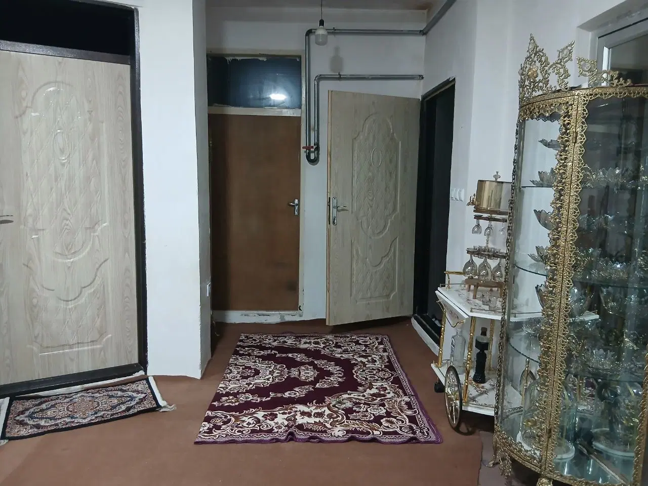 اجاره خانه  2خوابه حیاط دار  جنوبی  10 متری