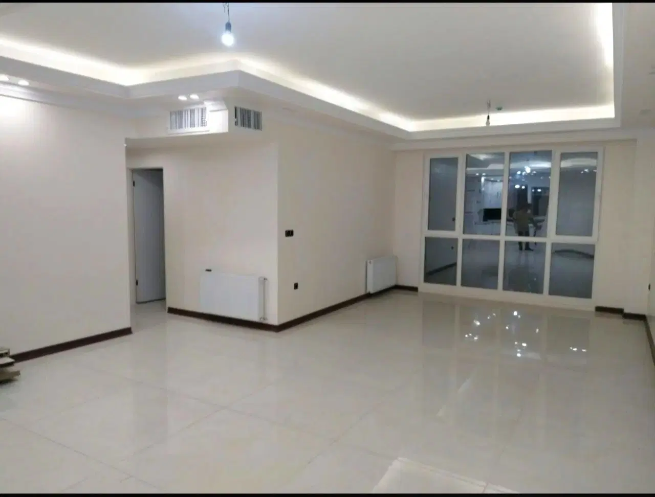 فروش آپارتمان ۱۳۰ متری ۳خواب تک واحدی کلیدنخورده
