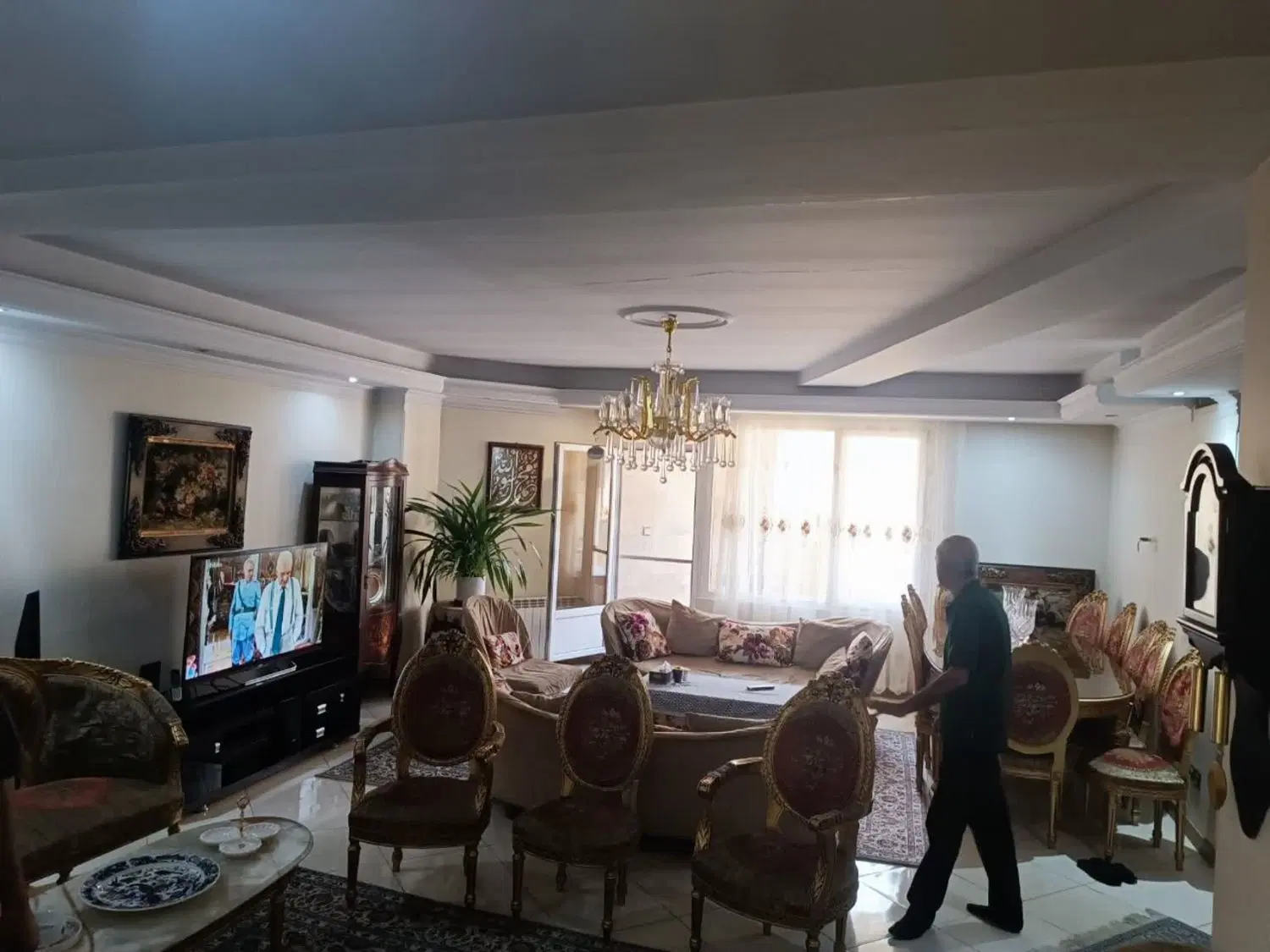 اپارتمان ۱۰۸ اوکازیوون تاپ لوکیشن سه نبش