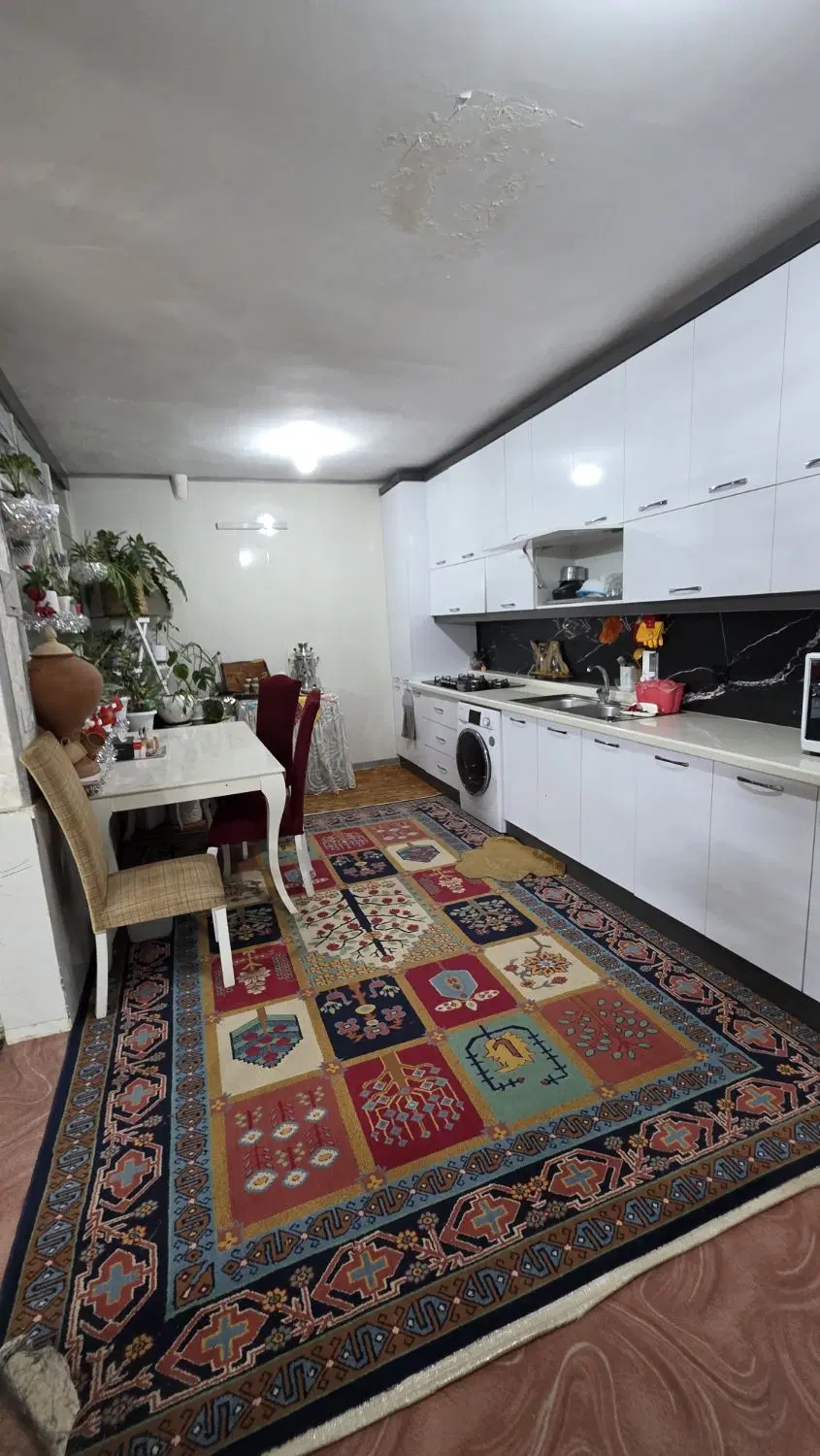 آپارتمان ۱۱۵ متری حیاط دار