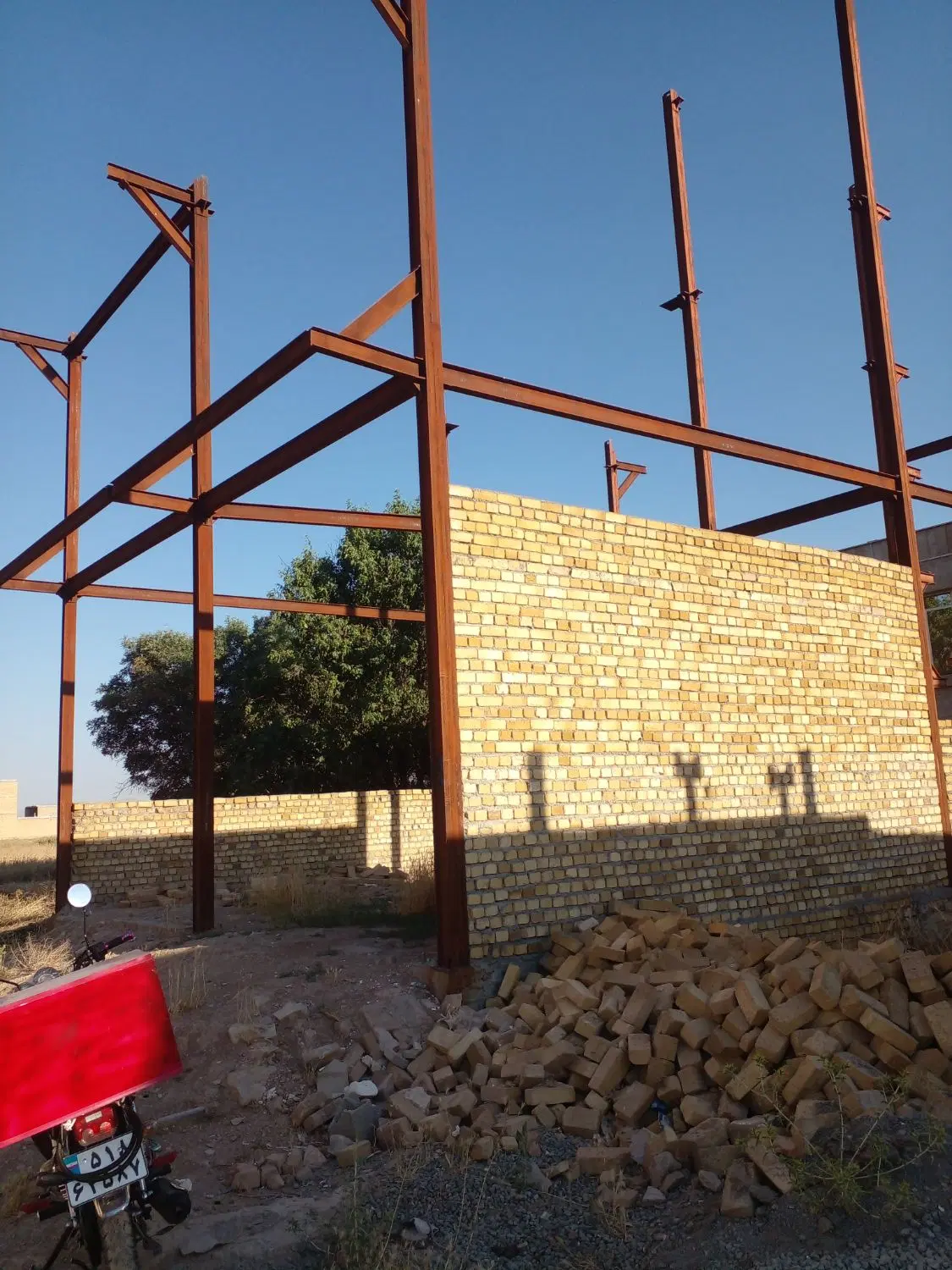 زمین نیمه کاره اسکلت ده پهن