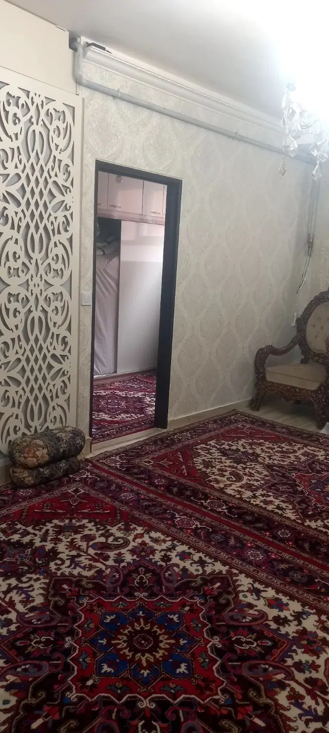 آپارتمان طبقه دوامتیاز کامل