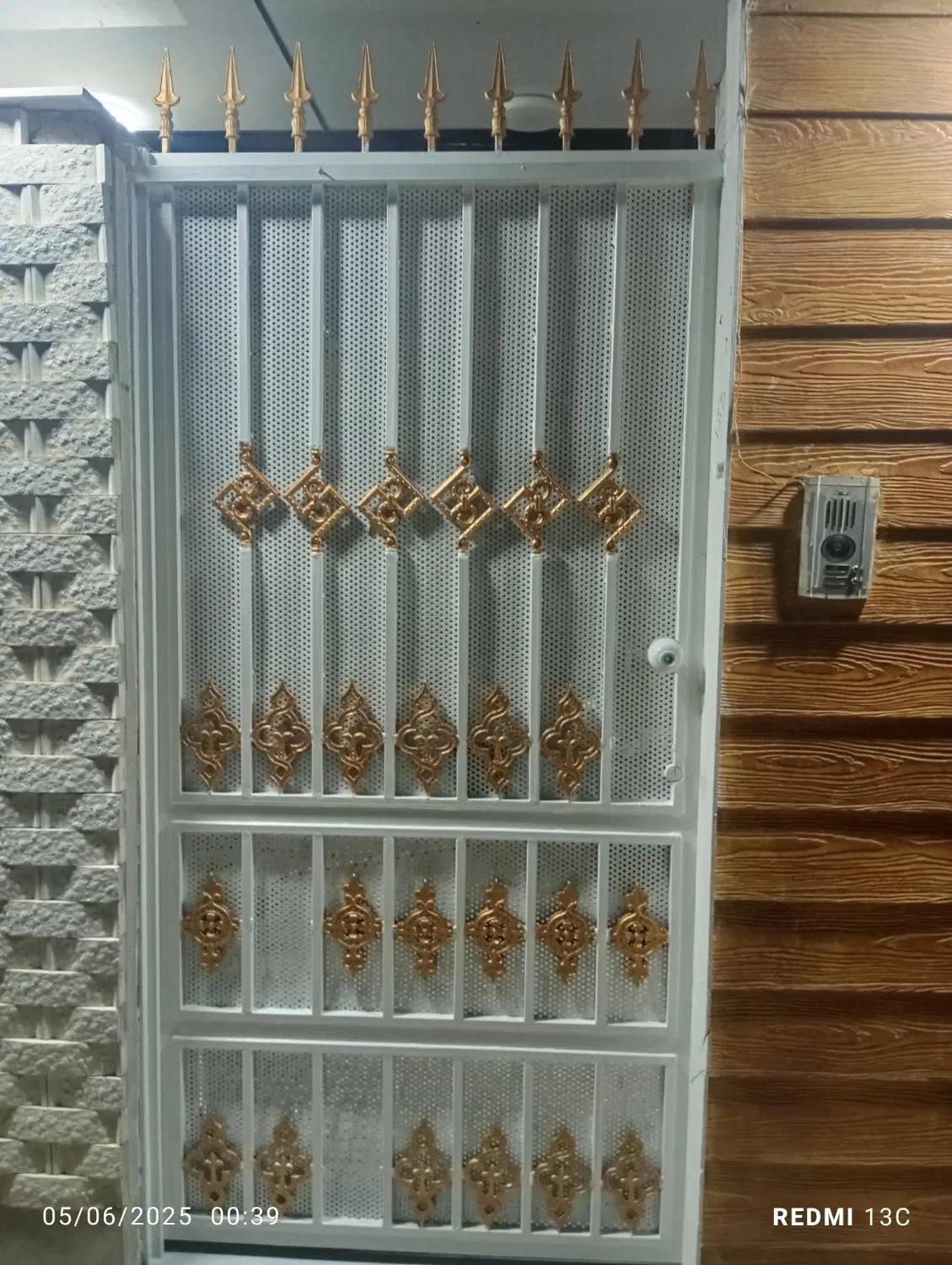 رهن کامل ملک مسکونی همکف ویلایی