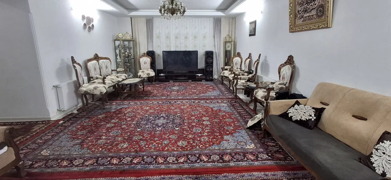 آپارتمان ۱۳۳ متری باغ خزانه تهمتن