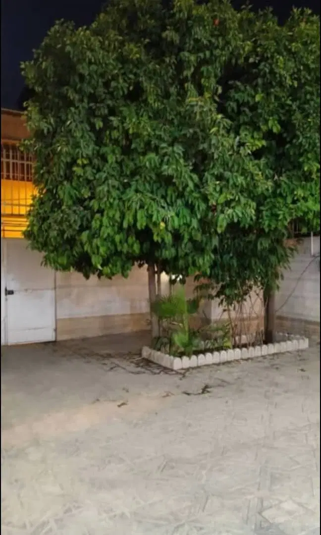 بلواربعثت منزل دربست یک طبقه 210متر