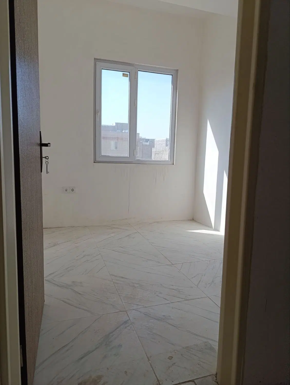 آپارتمان شهرک دانش 68 متری