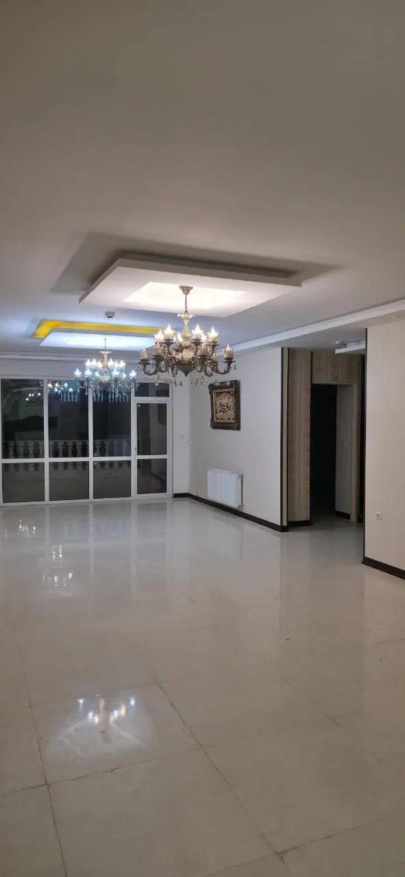 آپارتمان ۱۴۰ متری*رهن کامل*فول امکانات*رفیعی ۱۰