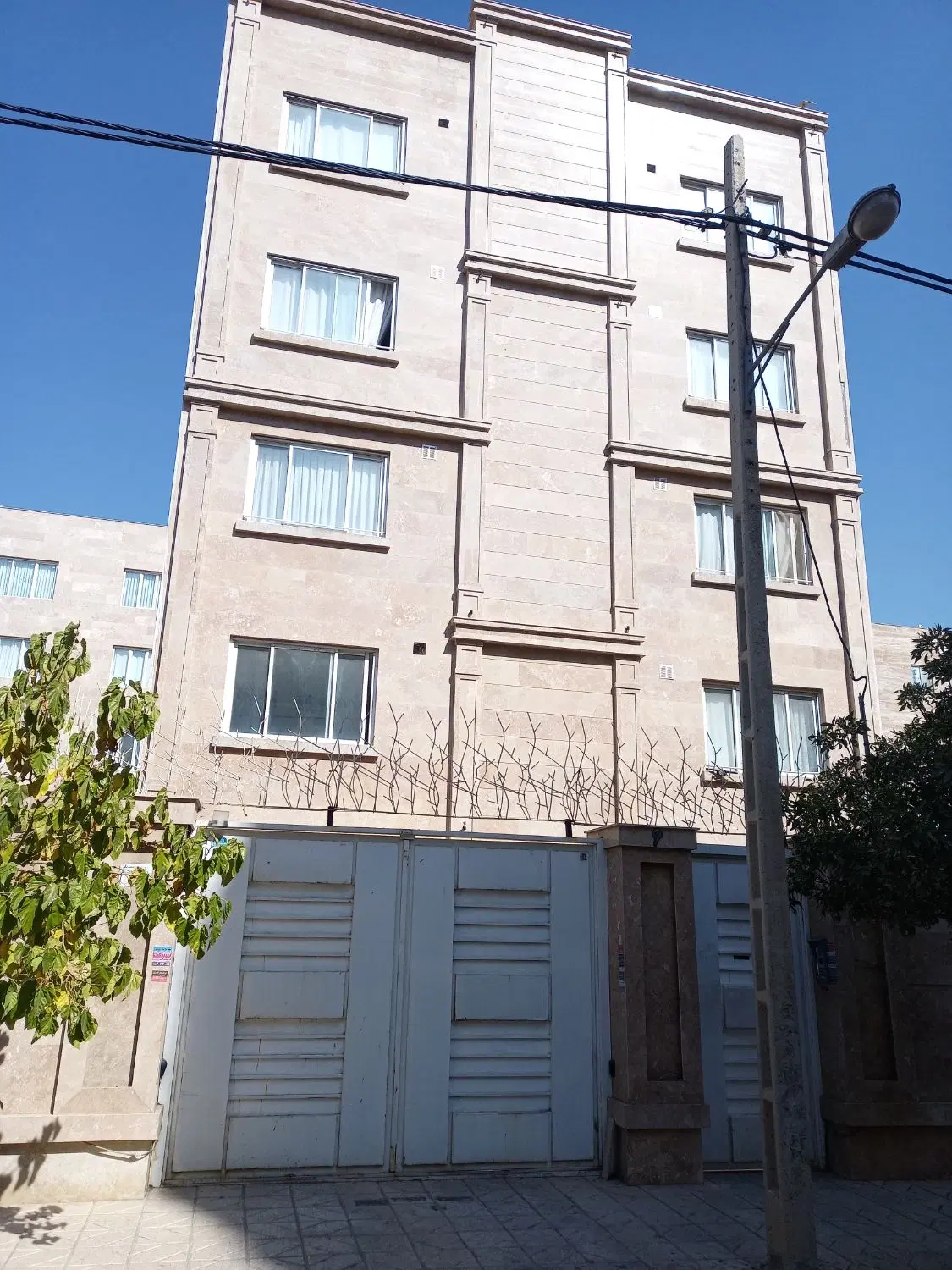 فروش 90 متری الهیه 37