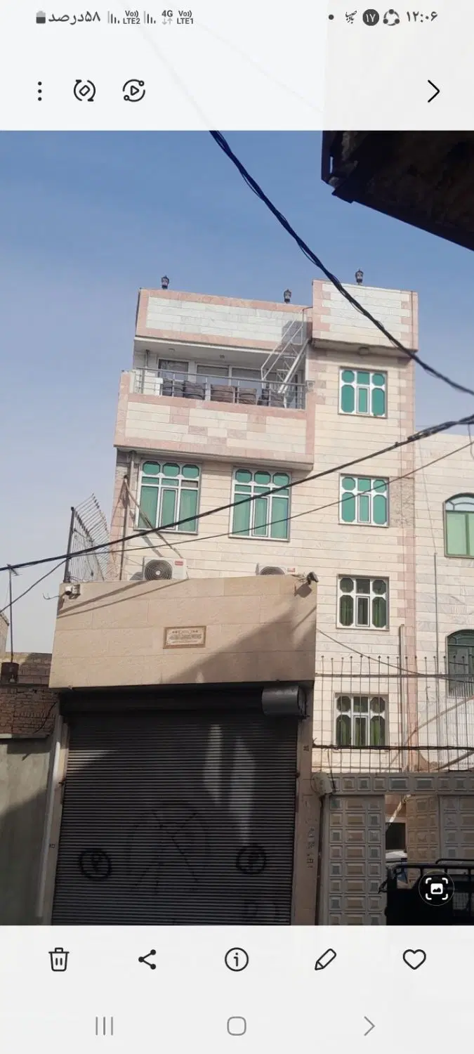 سه طبقه ویلایی صد متری  با مغازه