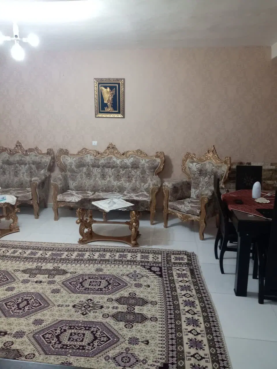 واحد 95 متری همکف فول امکانات