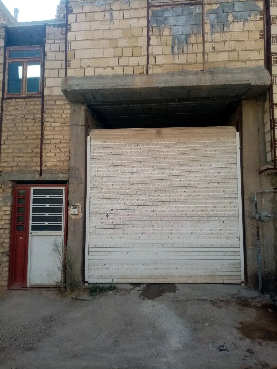 مغازه گردخون 137 متری قیمت اسکلت خانه