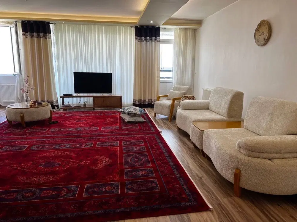 فروش واحد ۱۲۰ متری در کارشناسان