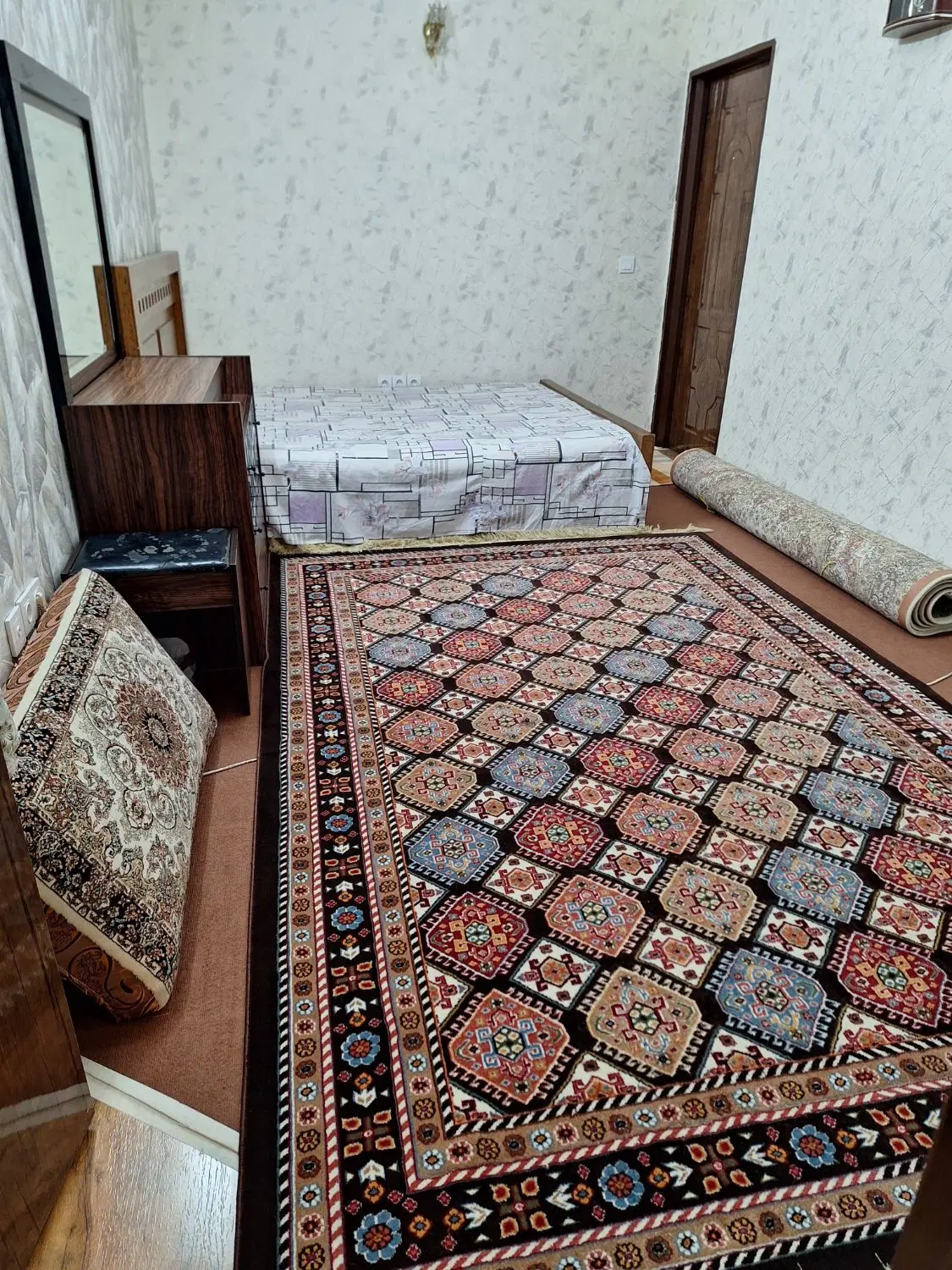 ویلا باغ دربست.