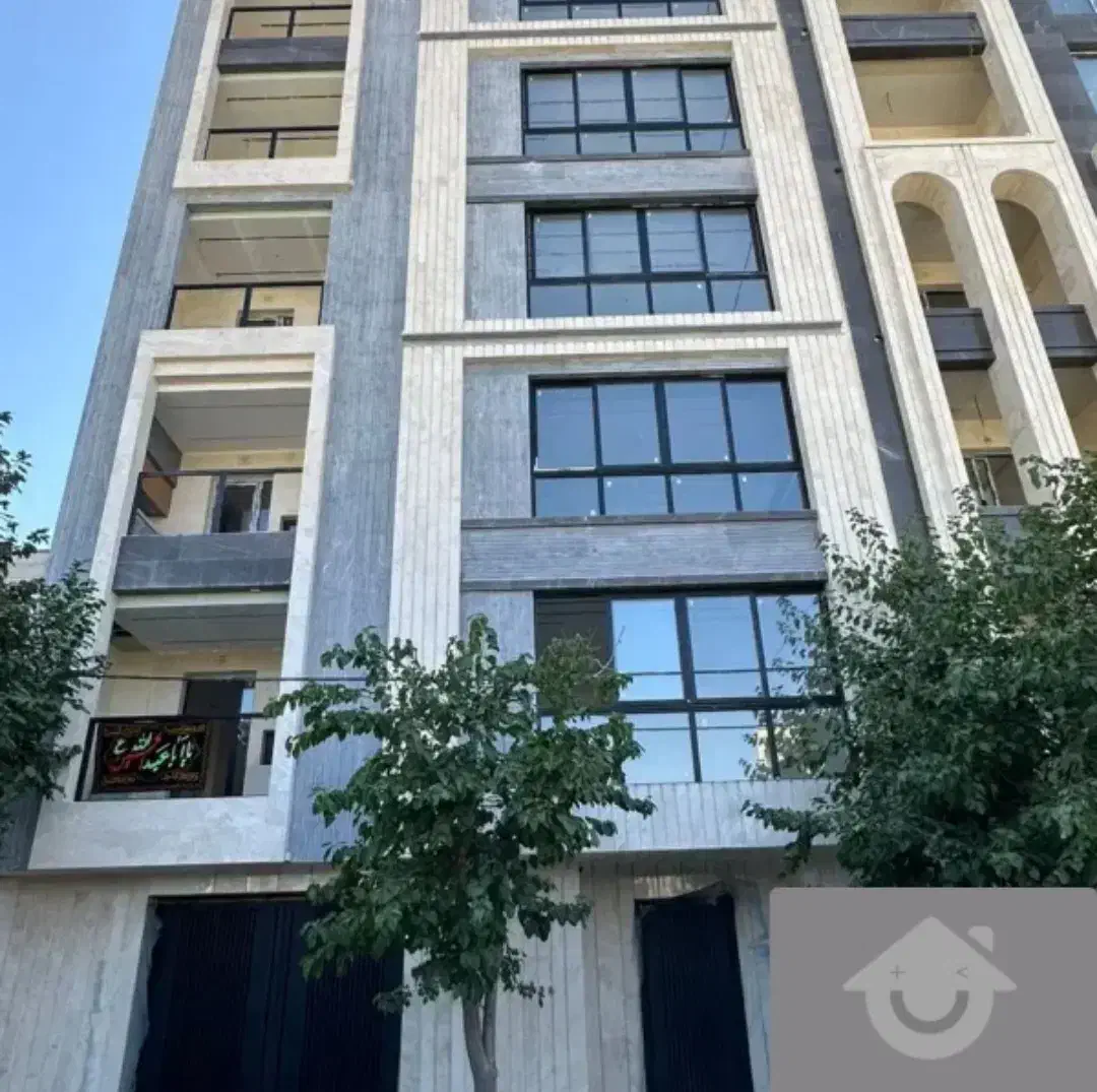 فروش آپارتمان حاشیه قناد هنرستان کد2559