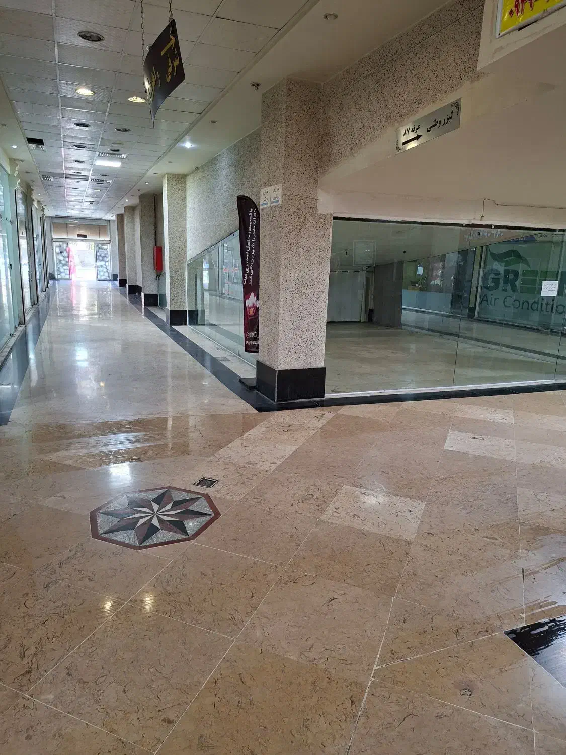 مقازه پاساژ گلستان ۴۰ متری  سه بر