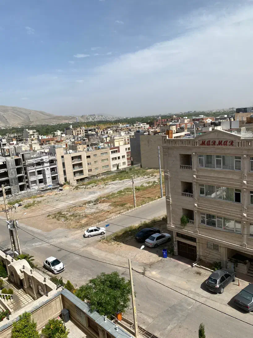 فروش واحد‌سه خوابه ۱۳۰ متری