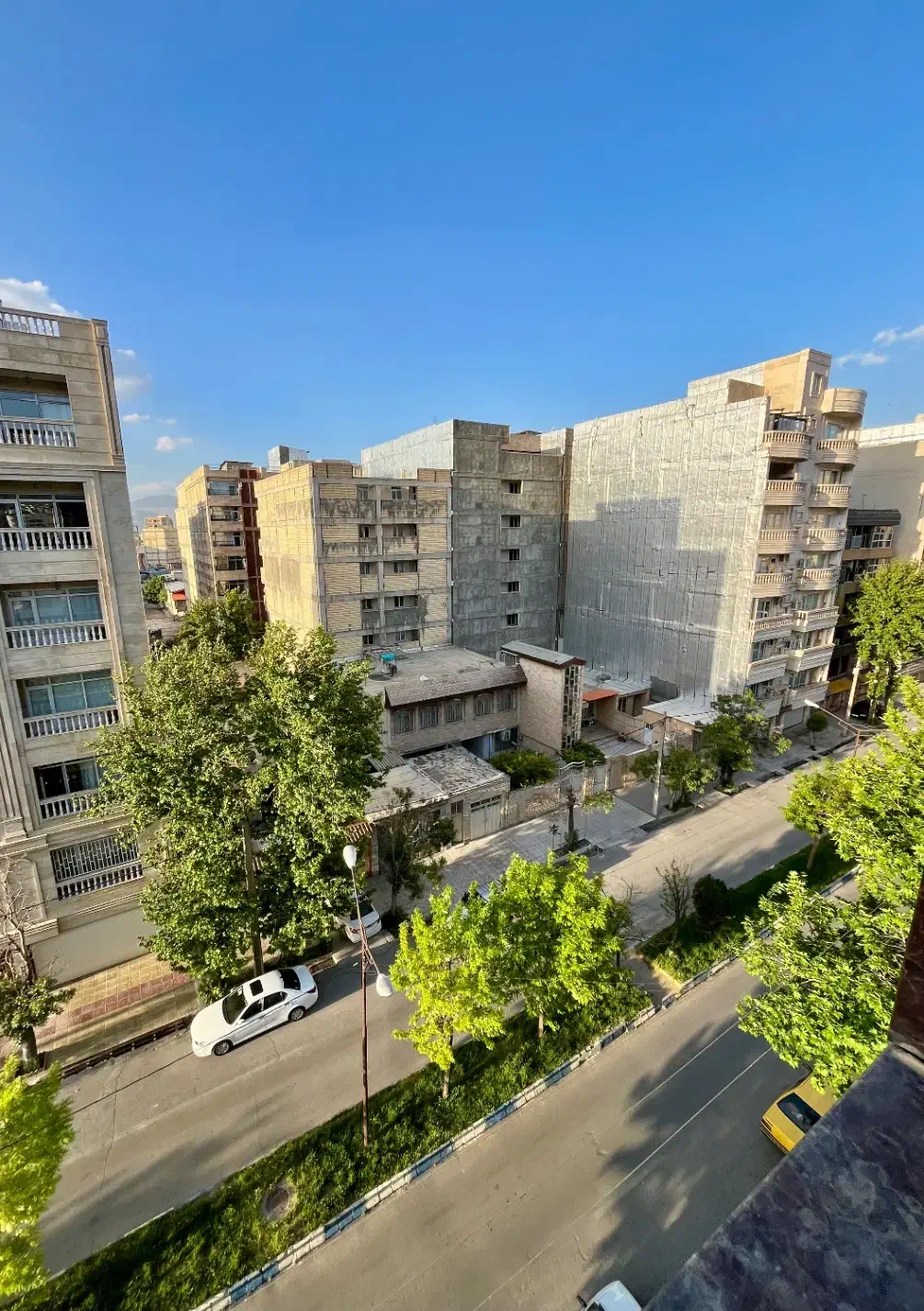۱۰۶ متر _ سند دار _ بر اصلی خیام شرقی