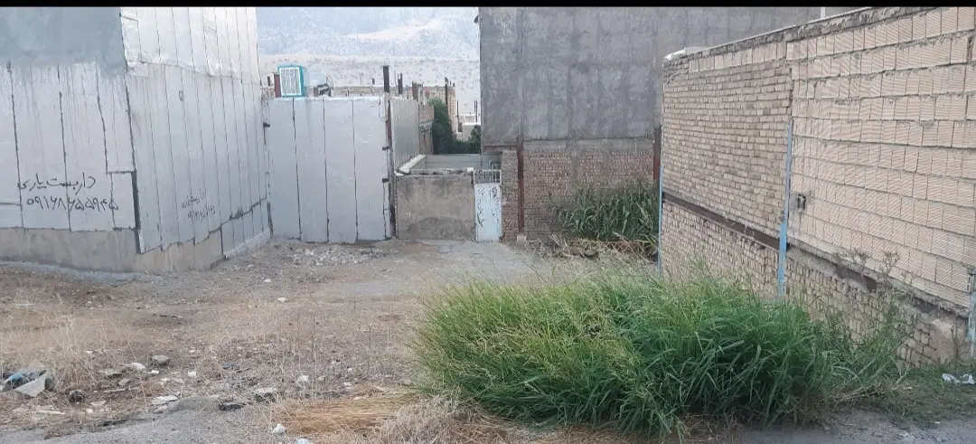 یک قطعه زمین آبشار۲۵ تک برگ سند