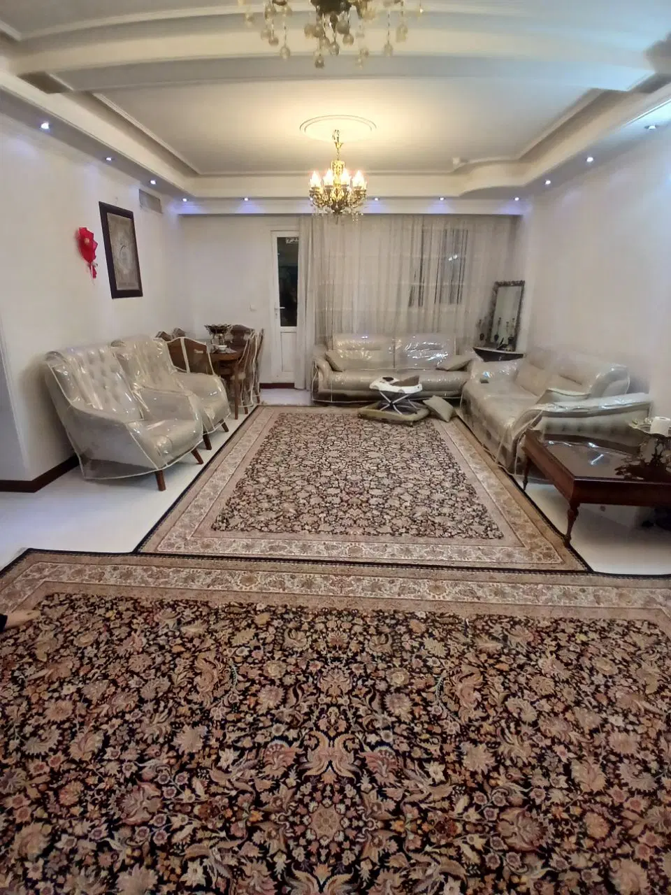 ۹۷ متر با پارکینگ شجاعت