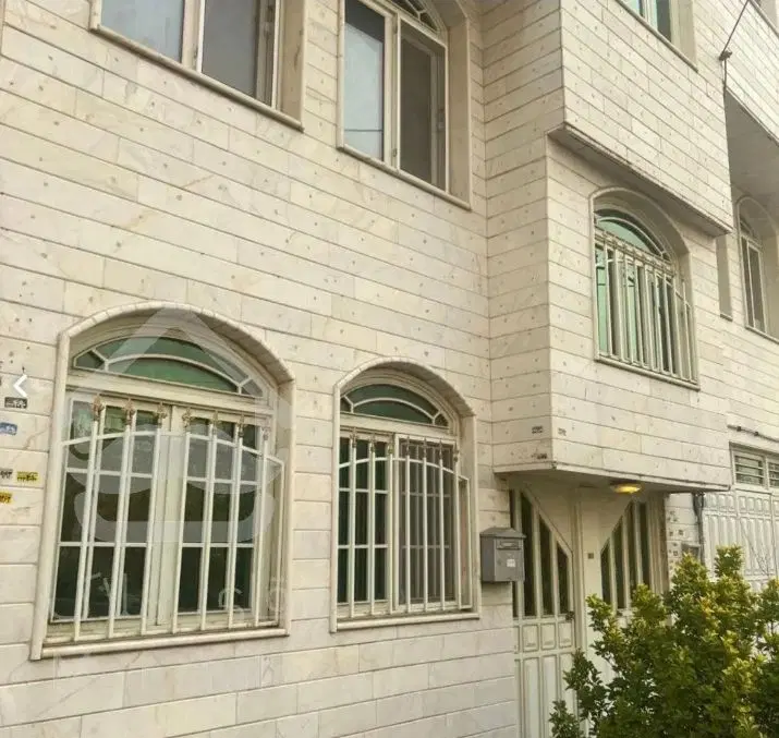 ۲۵۰ متر ، بر ۸ ، شمالی