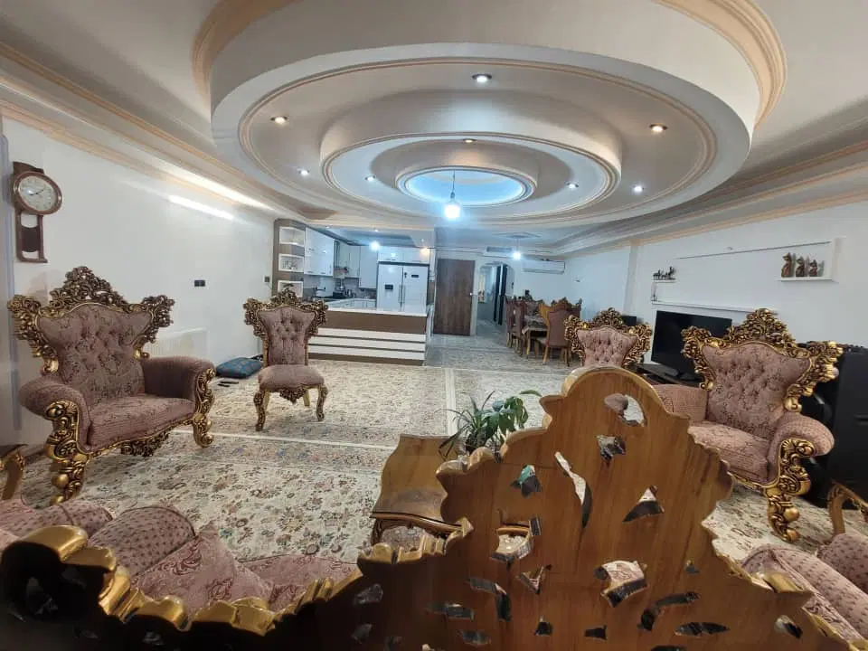 ۱۲۰ متر ۲ خواب طبقه سوم