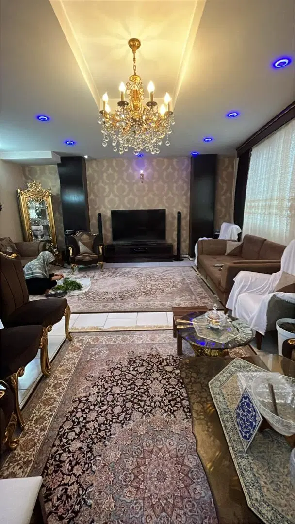 110 متر * 3 خواب * full * تـک واحدی *  یاسـری
