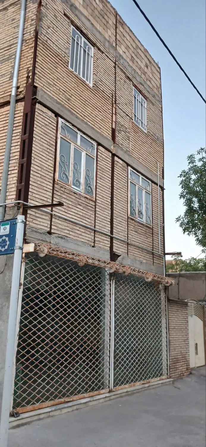 اجاره مغازه ۴۰ متری