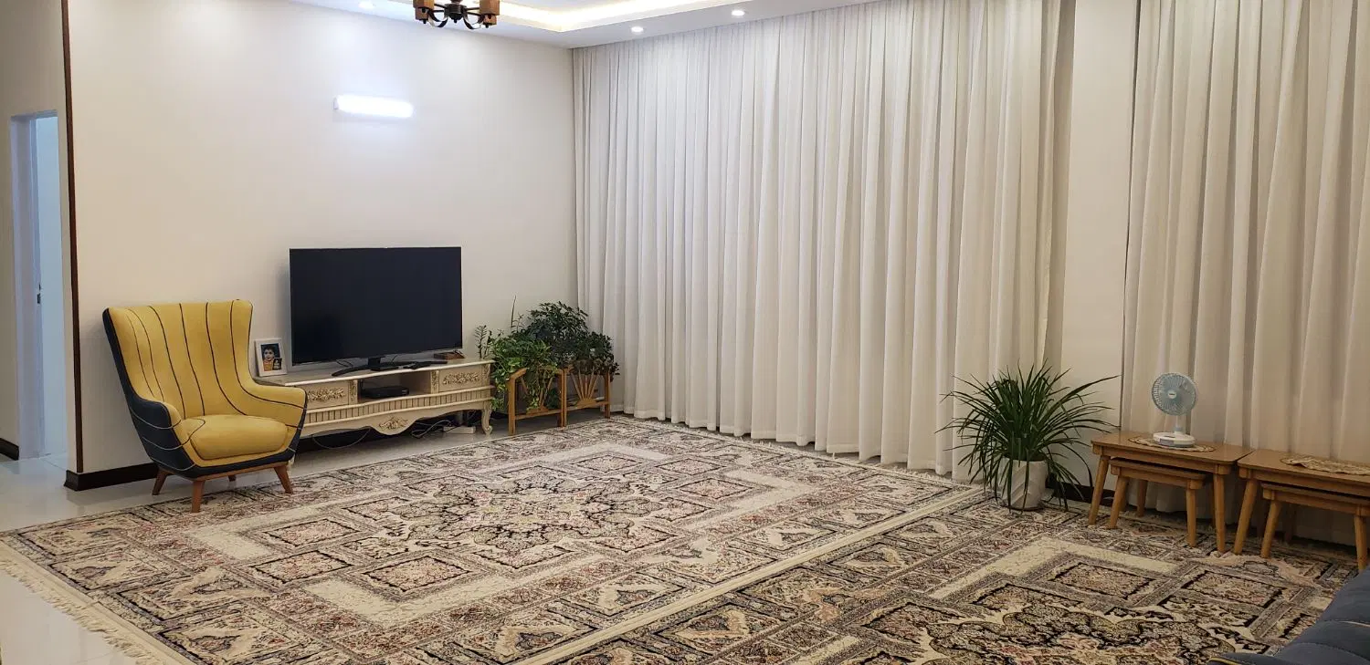 ۱۰۸ متری_ نزدیک به حاشیه میثاق_ خوش نقشه
